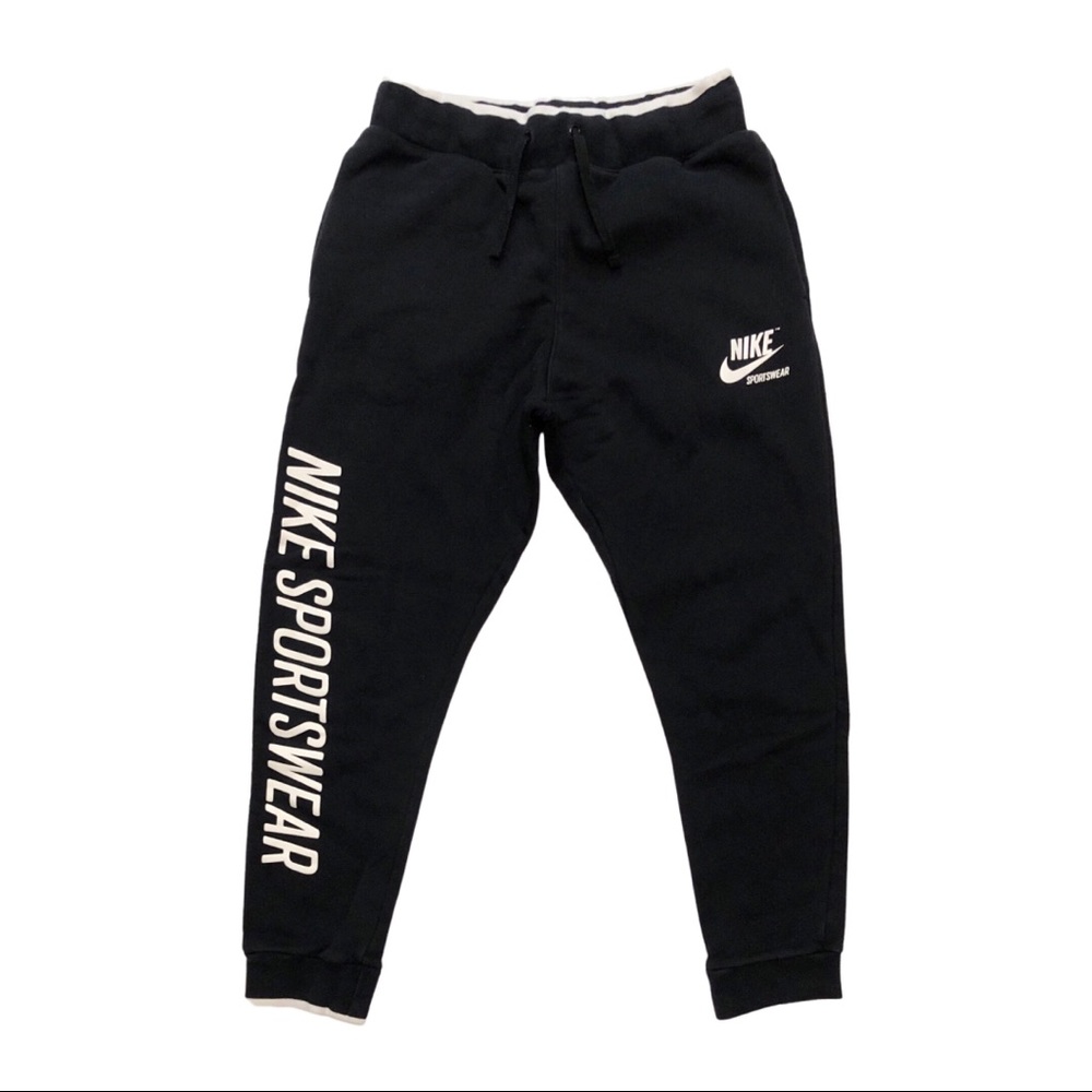 Nike tapered sweatpants